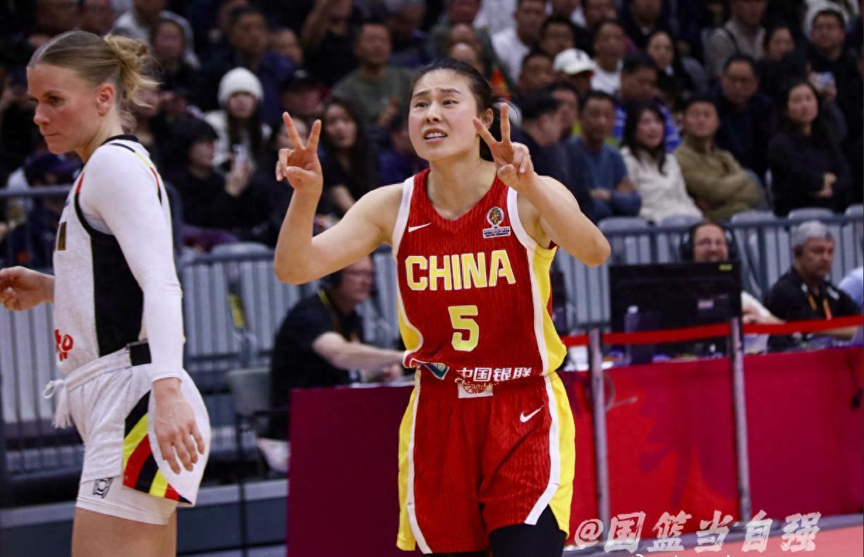 难接班！中国女篮3新人14中3，场场拉胯，球迷：正赛别带上他们了